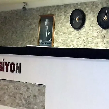 Pamira Hotel 3*