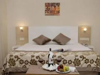 Pamira Hotel
